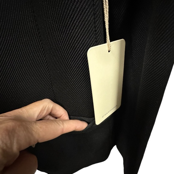 41 Hawthorn Black Tailored Blazer with Notched Lapels - Picture 8 of 11